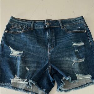 Judy Blue Distressed mid rise medium blue jean shorts 2XL NWT